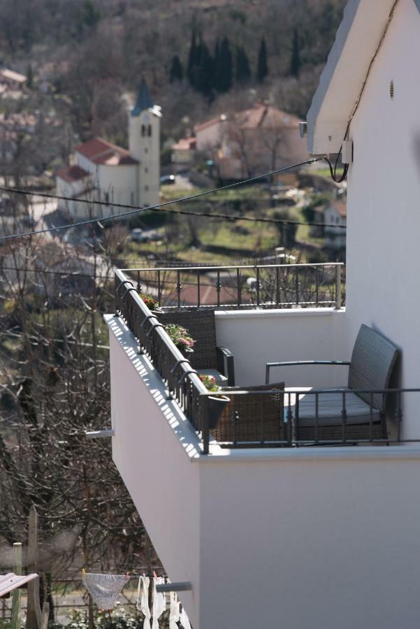 Lola Apartment Veprinac Exterior photo